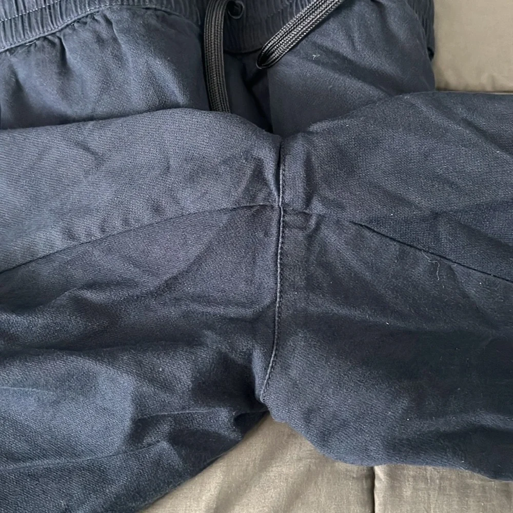 Untuckit Cotton/Linen Blend Whitley Short Size Small